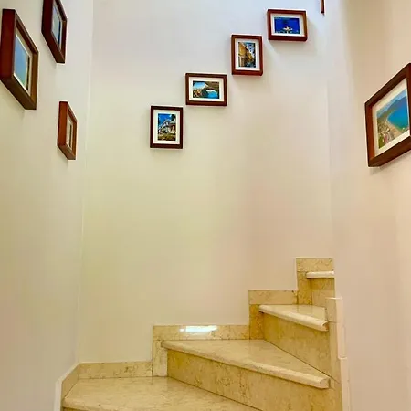 Hill House * Agios Georgios Pagon