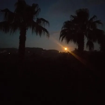 Hill House Ferienhaus *