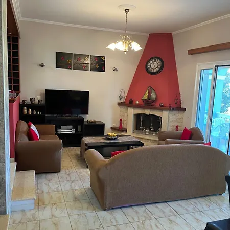 Hill House * Agios Georgios Pagon